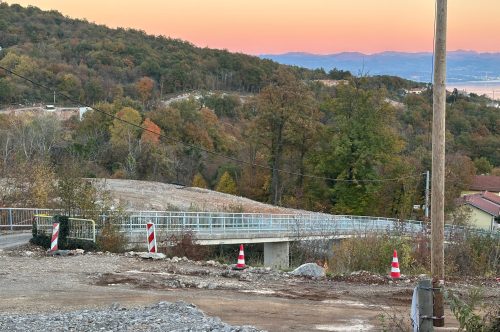 Održan sastanak s mještanima naselja Puhari uoči početka radova na nadvožnjaku